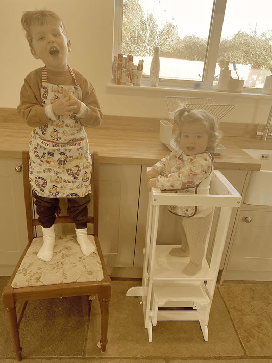 Kids baking cookies